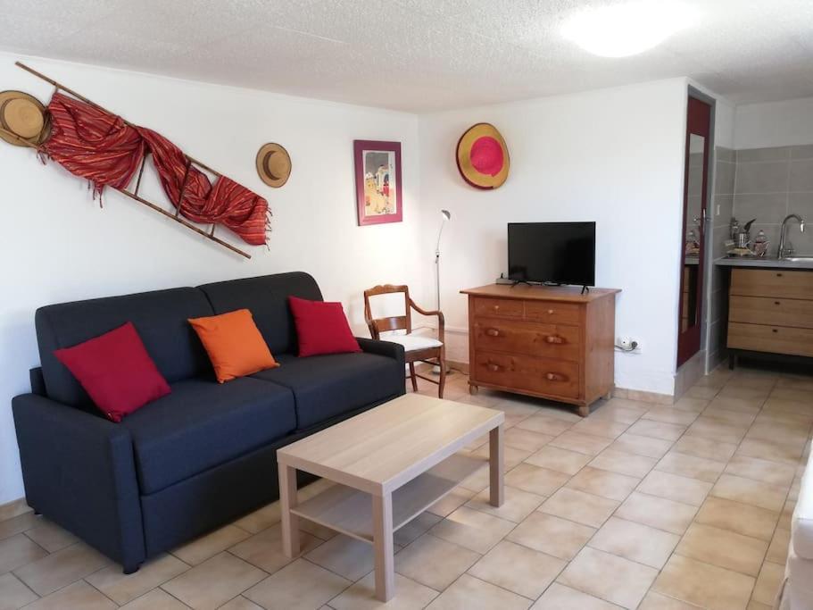 Apartament Studio 28M2 Climatise,Wifi, Proche Des Calanques,Plages La Ciotat Zewnętrze zdjęcie